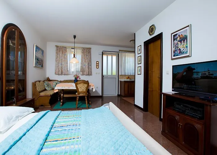 Apartman Dolores *